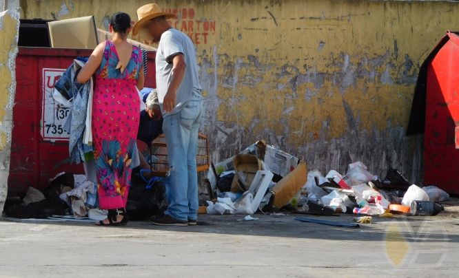 poor_people_miami_cubanos-pobreza_hialeah