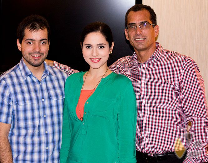 yadira_escobar_blog_cuba_llanio_gonzalez_perez_cuba_miami_2014_2016_aaron_diplomatico_exilio_embajada