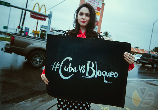 yadira_escobar_bloqueo_embargo_cuba_vs_yo_voto_blog_sitio_cartel_sign_miami