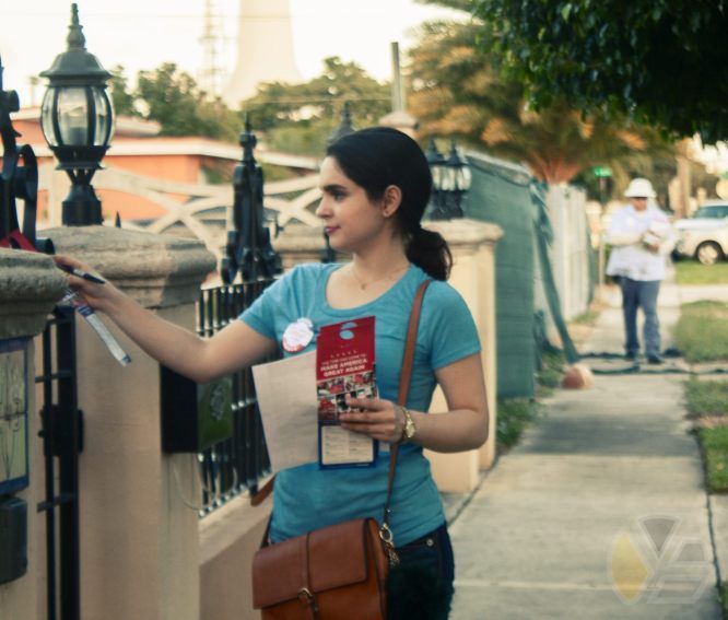yadira_escobar_canvassing_democrat_coral_gables_donald_trump_grassroots